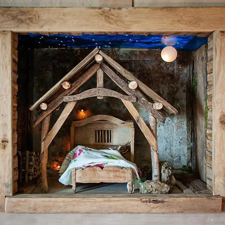 Le Cerf Coiffe Bed & Breakfast